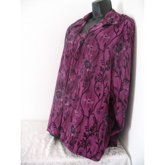 NOTATIONS PURPLE/BLACK FLORAL  BUTTON BLOUSE PLUS SIZE WITH ATTACHED CAMI 1X - Picture 5 of 11